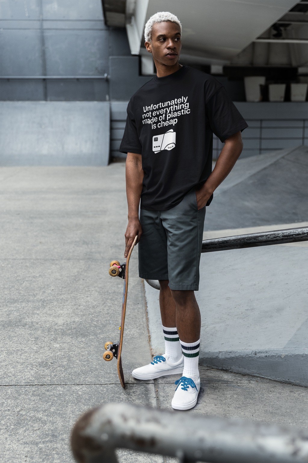 GIU - Made Of Plastic - B/W Tshirt