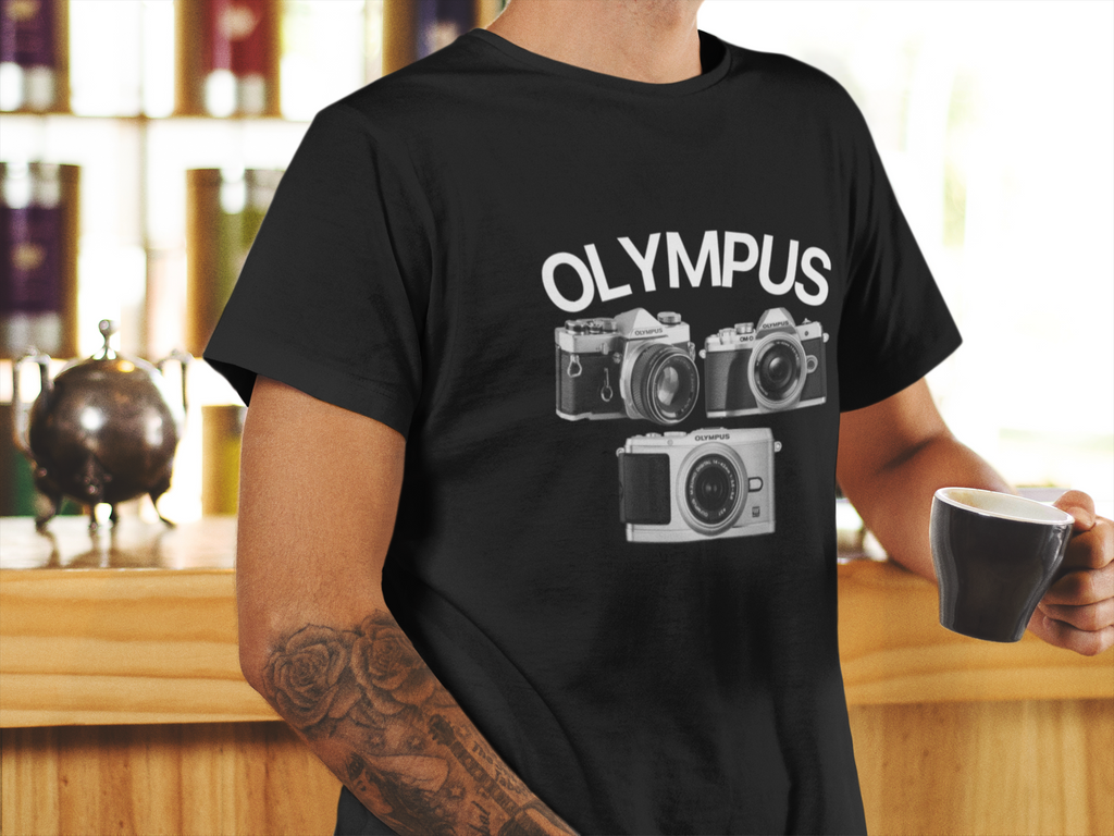GIU - Olympus - Black Tshirt